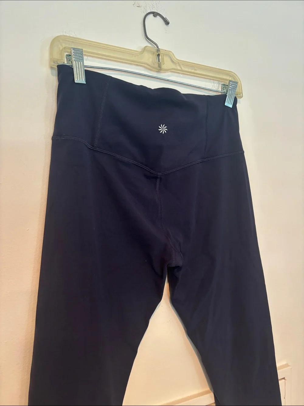 Athleta Women’s Navy Blue Ultra High Rise Elation Capri Legging in Petite Medium